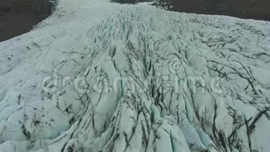 斯维纳费尔斯乔卡尔冰川。 冰岛。 空中射击